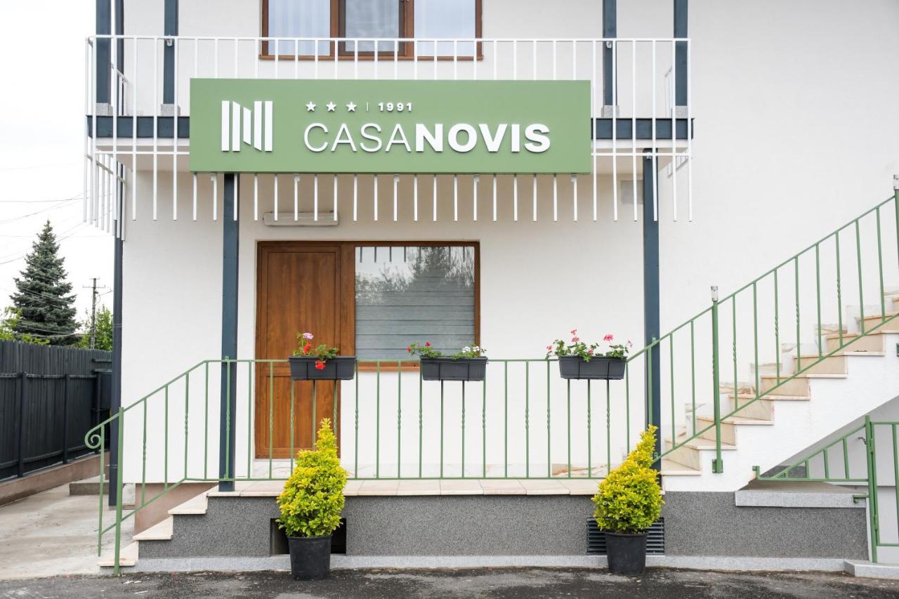 Casa Novis Hotel Baicoi ภายนอก รูปภาพ